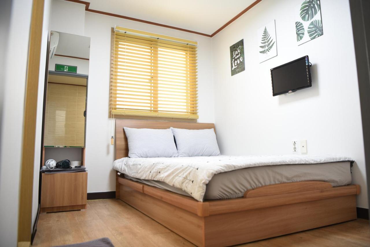 Myeongdong Stay Residence Seul Esterno foto